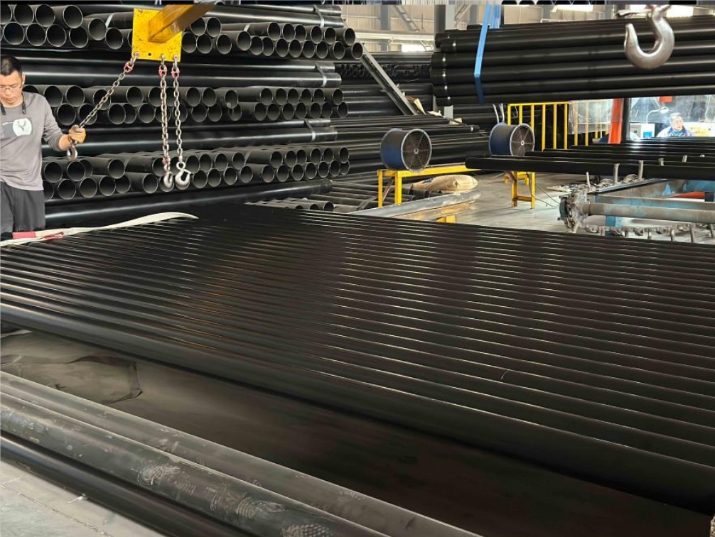 熱浸塑鋼管相比其他管道具有多個(gè)顯著的優(yōu)勢(shì)